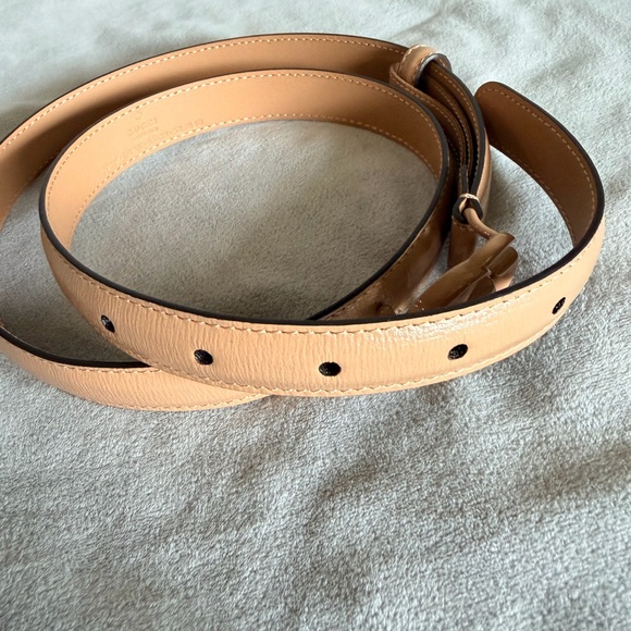Gucci Tan Leather Belt with GG Buckle - Picture 2 of 4